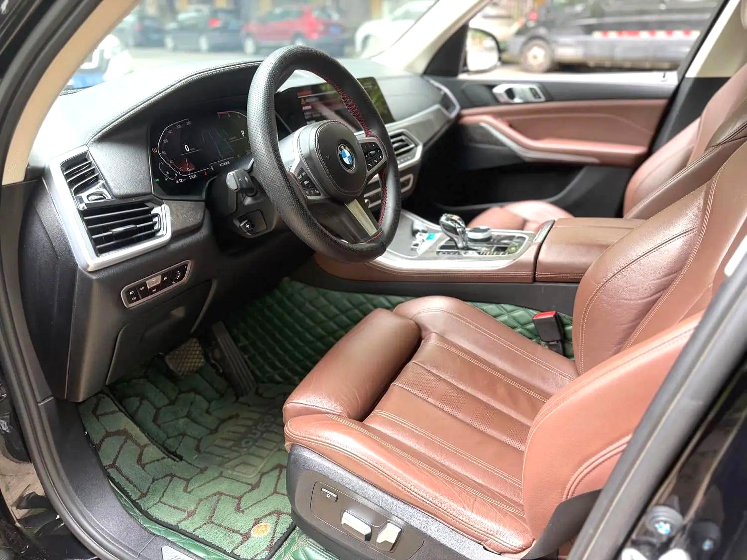 xDrive30i 2.0T M Sport Package Automatic, Imported Vehicle From China 8