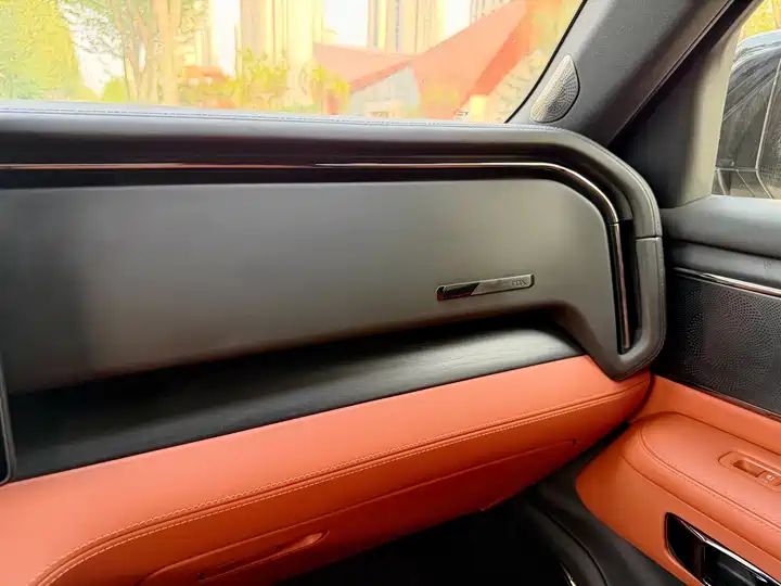 All-Round 7-Seater Long Range Version | China Used Car Exporter 11