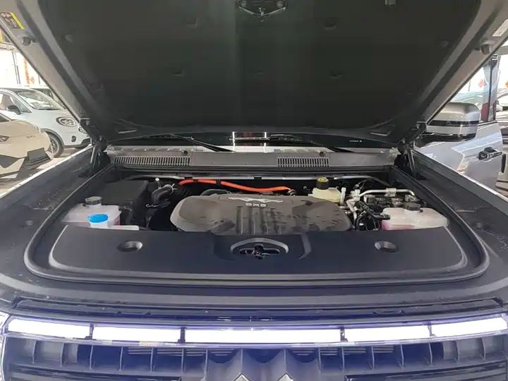 125KM EV Range Tianshen Intelligent Driving Ultra Edition PHEV Off-road SUV 15