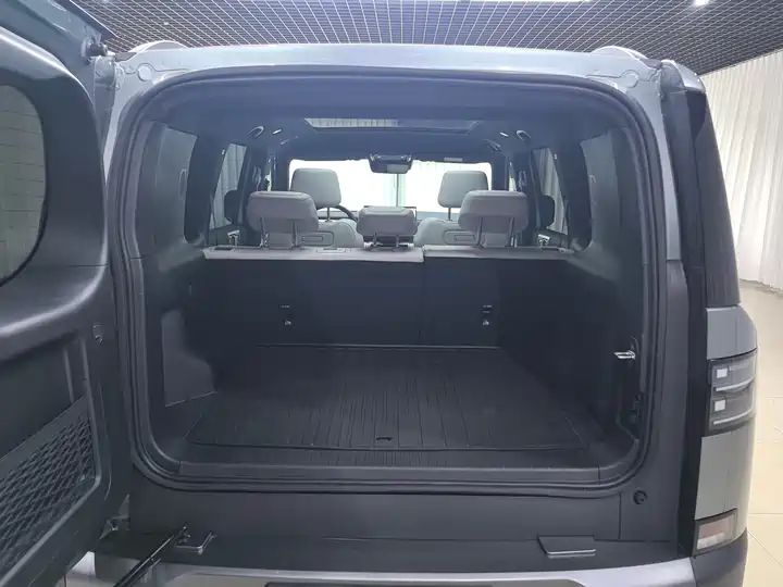675KM RWD Flash Charging Version | China Auto Portal Used Car Export from China 10