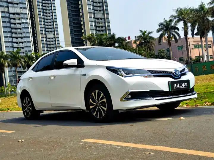 Plug-in Hybrid E+ 1.8L E-CVT Leading Edition | Used Car Export from China 2
