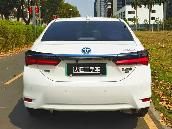 Plug-in Hybrid E+ 1.8L E-CVT Leading Edition | Used Car Export from China 5