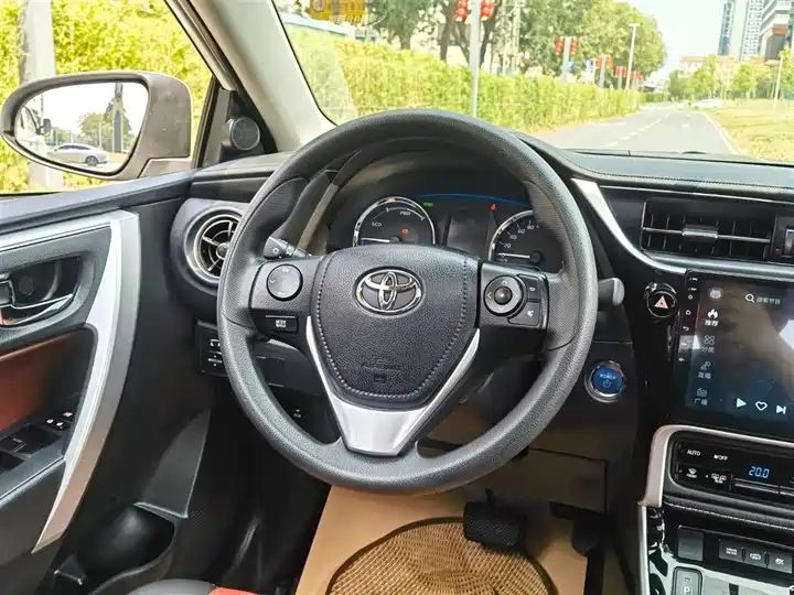 Plug-in Hybrid E+ 1.8L E-CVT Leading Edition | Used Car Export from China 9