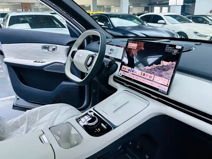 2025 120km Explore+ LHD Chinese EV Export, Brand New Zero Mileage Vehicle 7