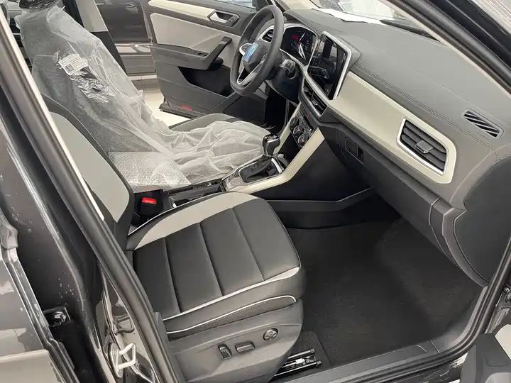 280TSI DSG Two Wheel Drive Time Edition Zero Mileage Brand New Left Hand Drive Cars Direct Export from China Auto Network 12