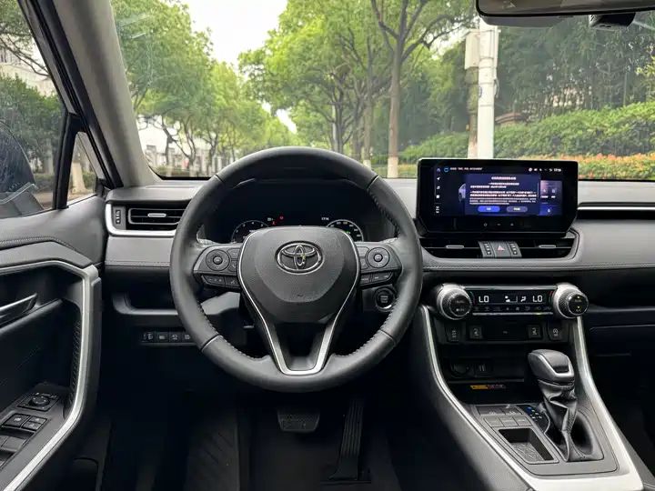 CVT 2WD Fashion Plus Left Hand Drive China Export Car 14