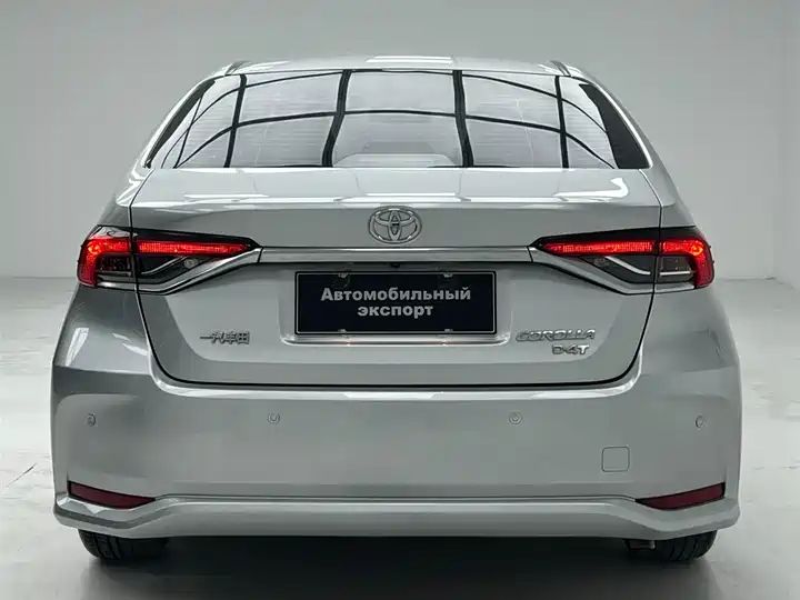 Elite Left Hand Drive China Export Sedan 4