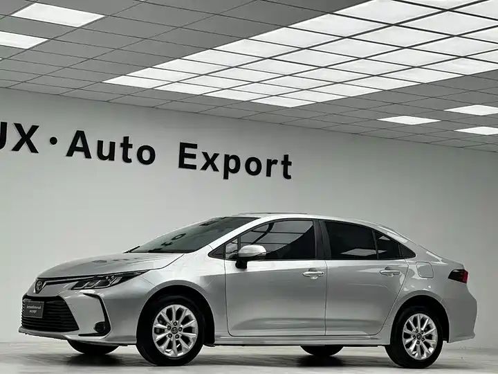 Elite Left Hand Drive China Export Sedan 5
