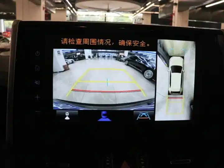 Rongfang 2.0L CVT 4WD Fashion PLUS LHD Chinese SUV For Export to Africa 5