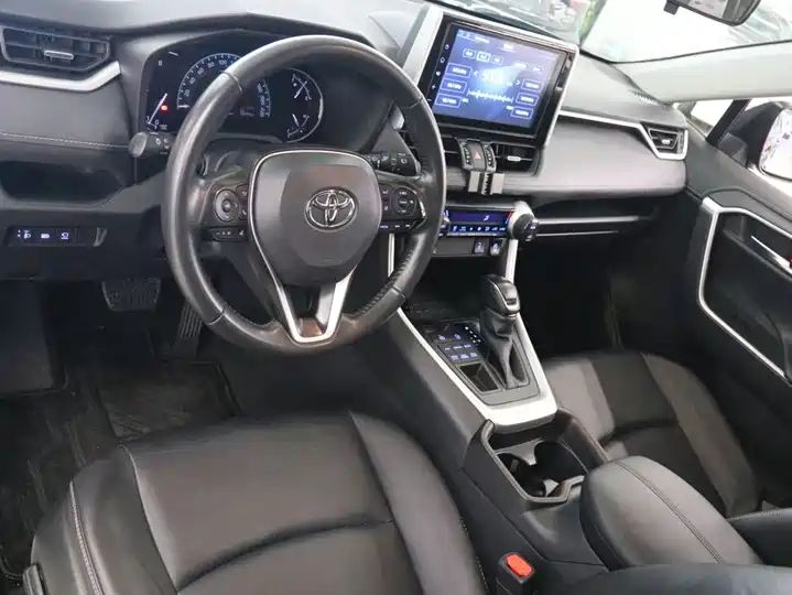 Rongfang 2.0L CVT 4WD Fashion PLUS LHD Chinese SUV For Export to Africa 10