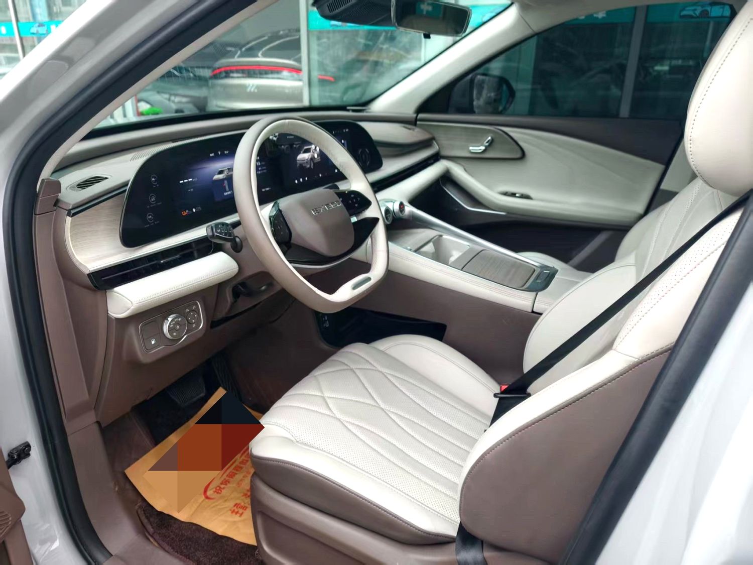 PHEV 2026 1.5T Global Edition 120KM Long Range 2WD Automatic Chinese SUV Export to Africa 6