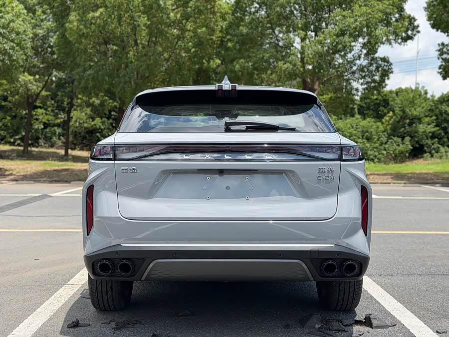 PHEV 1.5T Premium Edition 100km EV Range 2WD Automatic Zero Mileage New Chinese SUV for Export 5