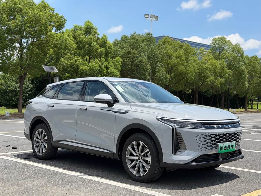 PHEV 1.5T Premium Edition 100km EV Range 2WD Automatic Zero Mileage New Chinese SUV for Export 6