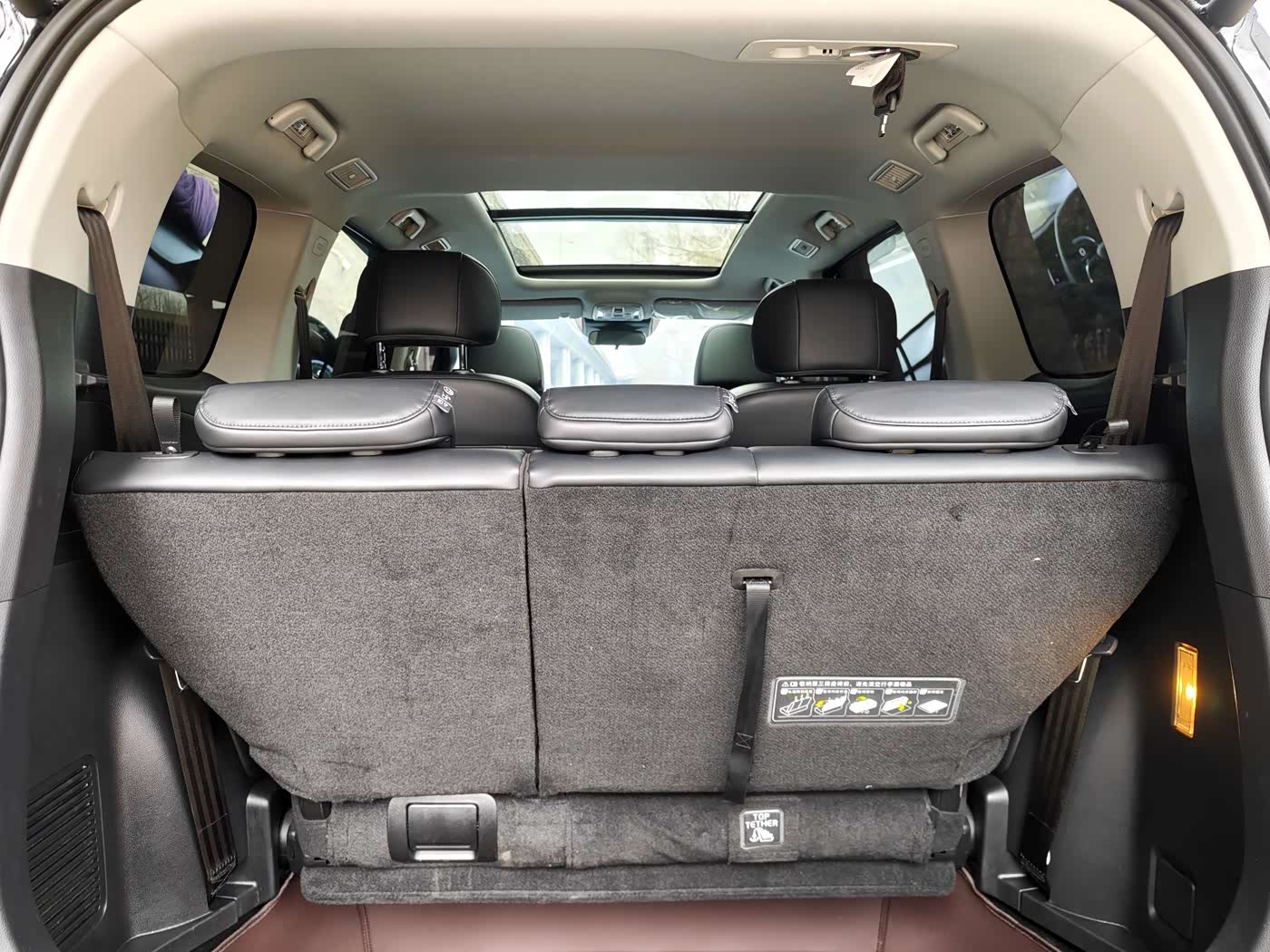 MAX 270T WDCT 1.5T 7-seater Left Hand Drive | Export to Africa 9