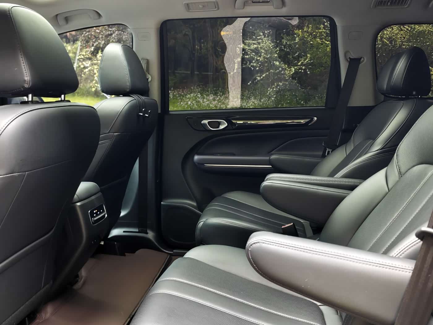 MAX 270T WDCT 1.5T 7-seater Left Hand Drive | Export to Africa 15