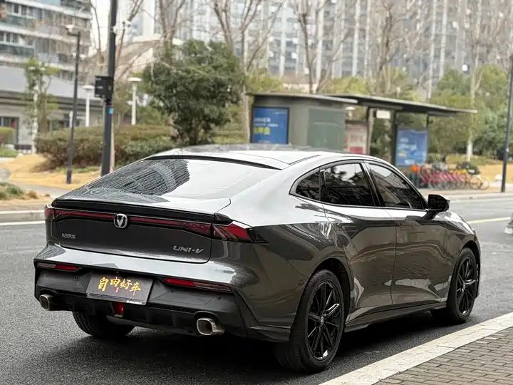 Premium LHD Sedan | Cheap Chinese Cars Export to Nigeria, Ghana, Algeria 18