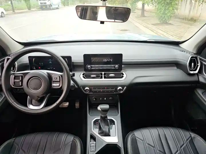 Cannon 2.0T Diesel Automatic 4WD Elite Long Bed LHD Pickup – China Used Truck Export 13