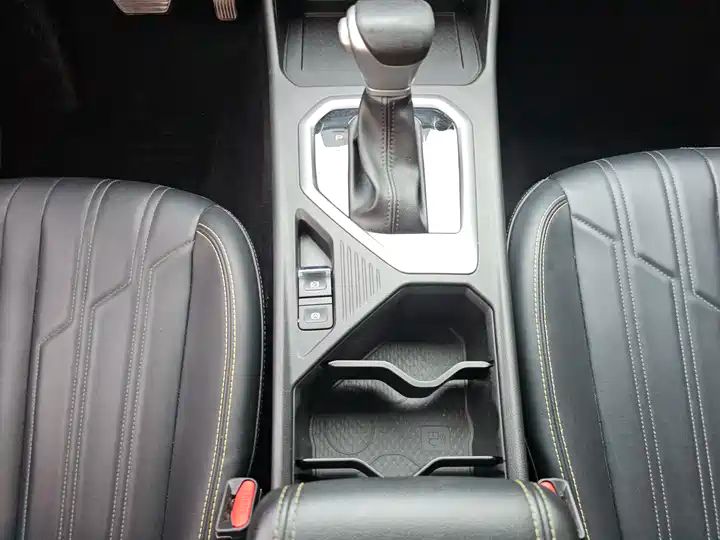 Cannon 2.0T Diesel Automatic 4WD Elite Long Bed LHD Pickup – China Used Truck Export 17