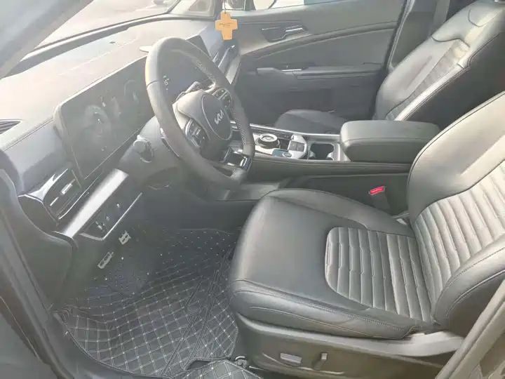 2WD Prestige LHD SUV – China Used Car Export to Ghana, Nigeria & Algeria 8