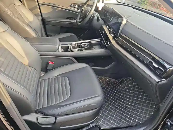2WD Prestige LHD SUV – China Used Car Export to Ghana, Nigeria & Algeria 11