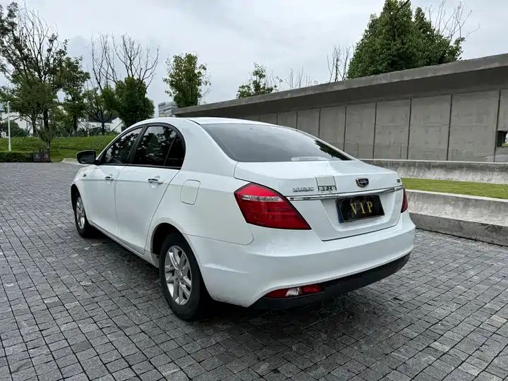 2017 Million Edition Sedan 1.5L CVT Luxury LHD Used Car for Export | China Used Car & Motorcycle Exporter 7