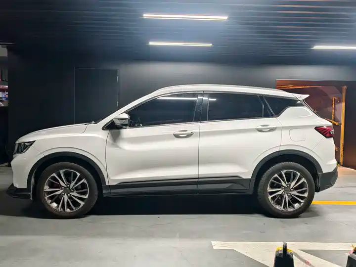 260T 1.5T DCT Hunter LHD China V Used SUV, Customizable | Guide to Sourcing Cars from China to Africa 4