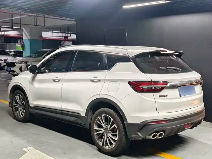 260T 1.5T DCT Hunter LHD China V Used SUV, Customizable | Guide to Sourcing Cars from China to Africa 5