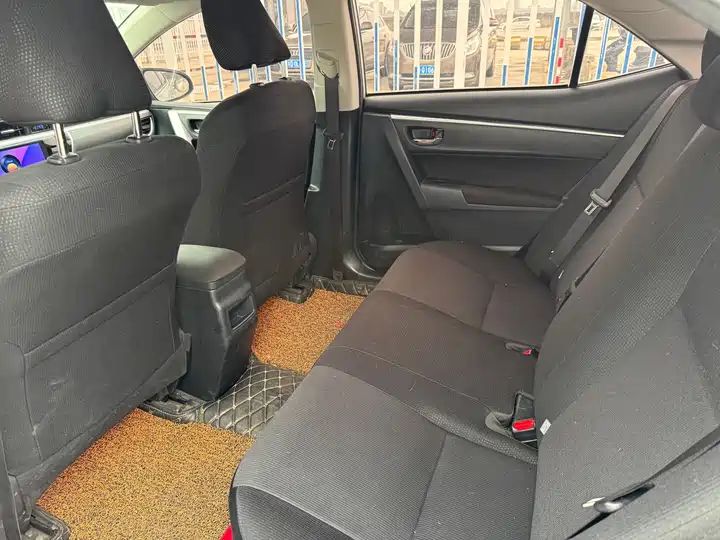 Facelift 1.6L S-CVT GL LHD China V Used Sedan, Customizable | Full Guide to Sourcing Cars from China to Africa 7