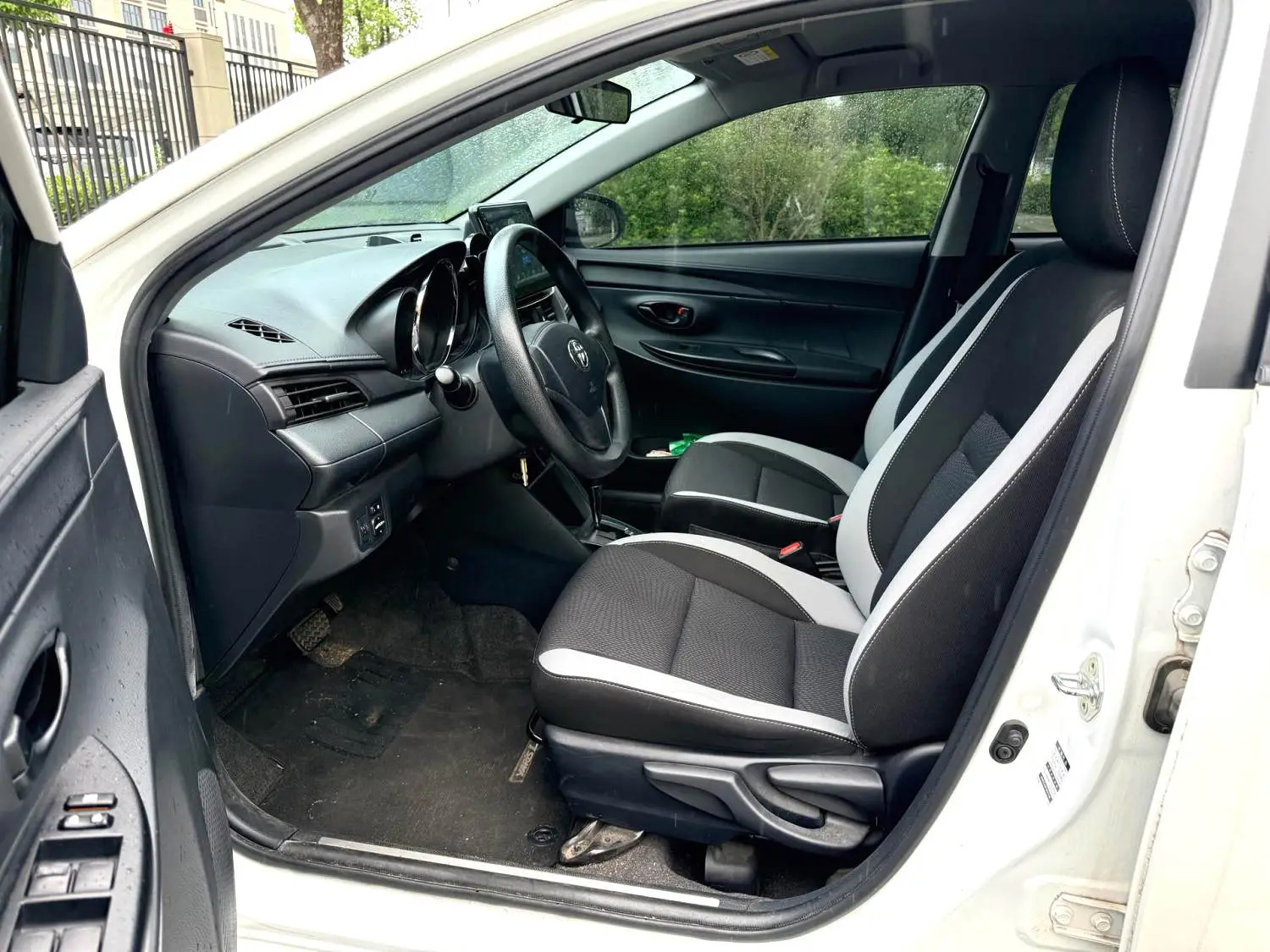 1.5L Automatic LHD Used Hatchback | China Used Car Export to Ghana & Nigeria 5