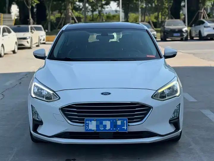 EcoBoost 180 Automatic Hatchback LHD Used Vehicle From China For Export 2