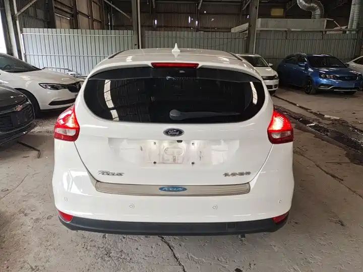 Classic 1.6L Automatic Trend Smart Drive LHD Hatchback Used Vehicle From China For Ghana & Nigeria Import 5