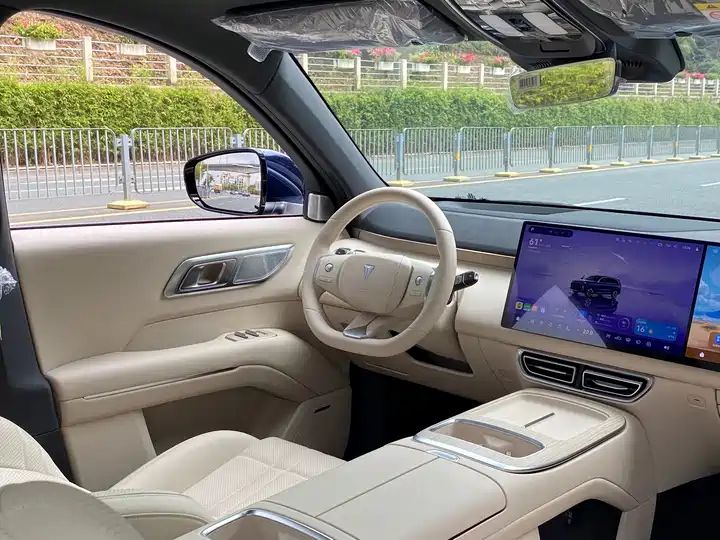 RWD Ultra+ LHD EREV Near-New SUV | Wholesale Chinese New Energy & Used Car Export Sourcing 5