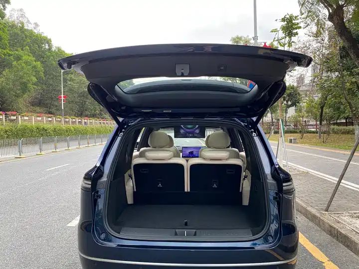 RWD Ultra+ LHD EREV Near-New SUV | Wholesale Chinese New Energy & Used Car Export Sourcing 7