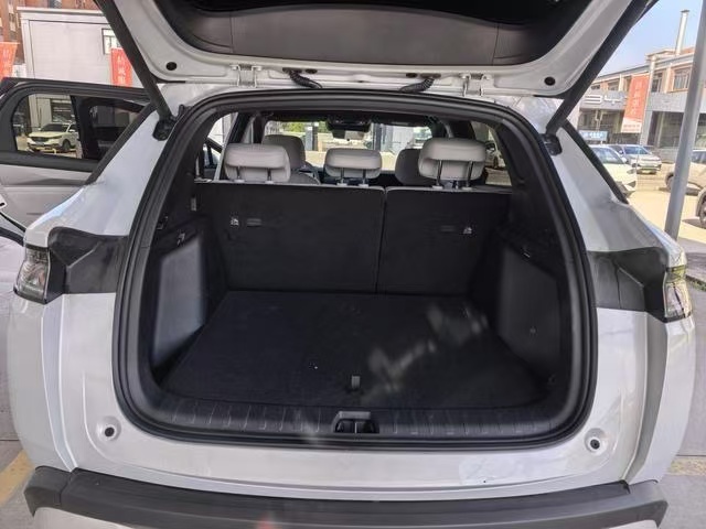 DM-i 1.5 Auto 205KM PHEV LHD SUV | Near-New & Used Chinese Hybrid Cars Wholesale Export Sourcing 6