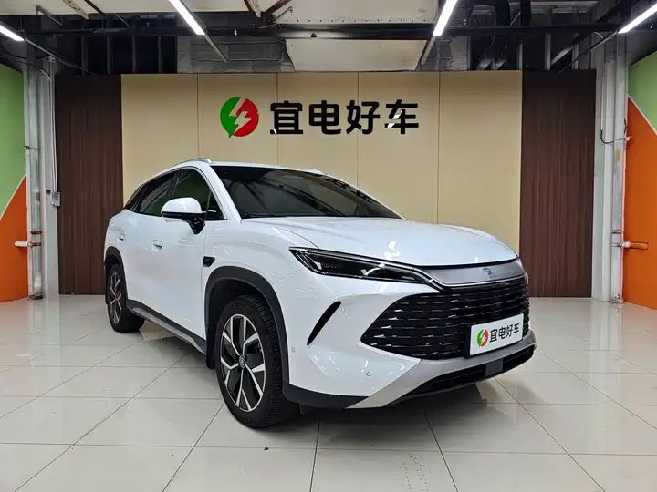 DM-i 200KM Overlook LHD PHEV | Buy Used Chinese Cars Export to Nigeria Ghana Algeria Wholesale Sourcing 3