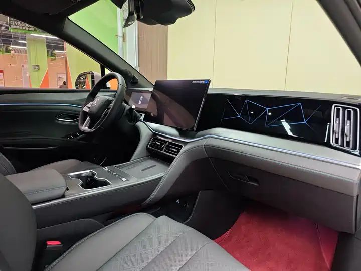 DM-i 200KM Overlook LHD PHEV | Buy Used Chinese Cars Export to Nigeria Ghana Algeria Wholesale Sourcing 7