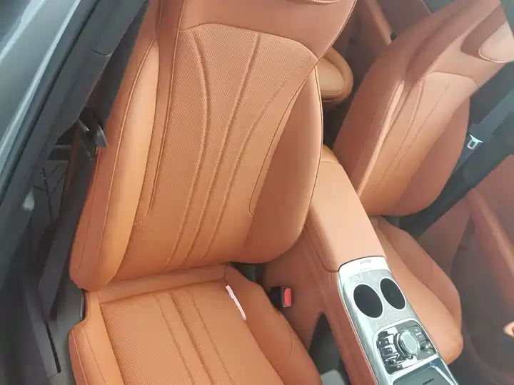 Voyager 225km Range Extended Hybrid LHD Used Cars Export From China 9