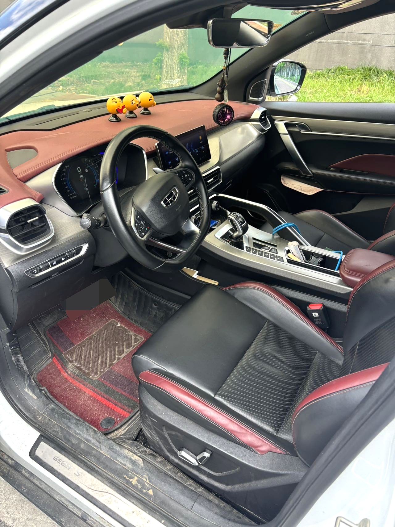 1.5T 260T Sport LHD Compact SUV Export From China To Ghana Nigeria Ivory Coast Benin 6