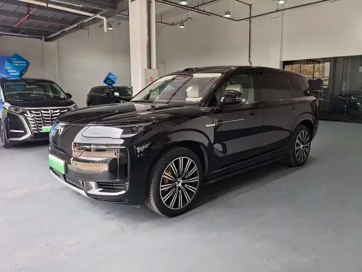 Zunrong Plug-in Hybrid 6-Seater SUV LHD | China Used Car Export & Wholesale, 2