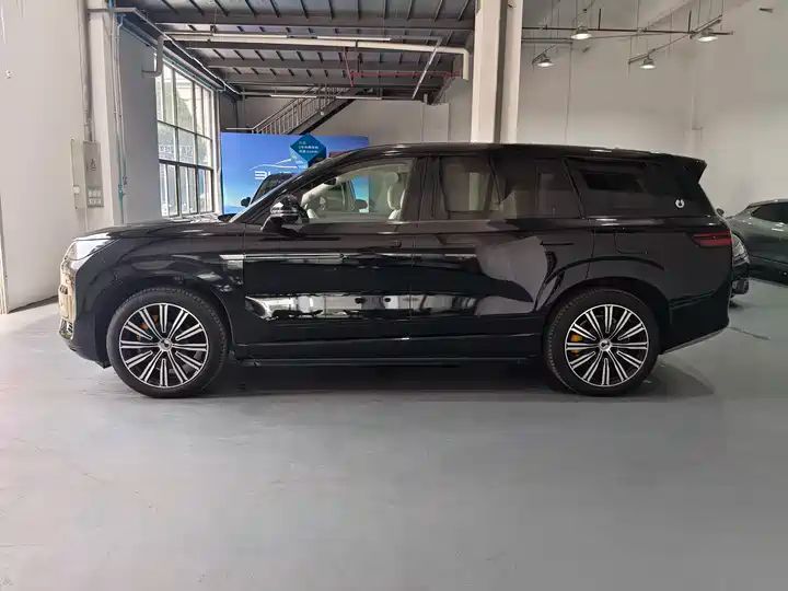Zunrong Plug-in Hybrid 6-Seater SUV LHD | China Used Car Export & Wholesale, 4