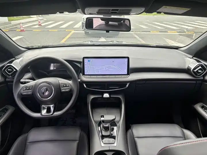 2025 300TGI Global Flagship LHD Sedan | Buy Second Hand MG Cars Export from China 5