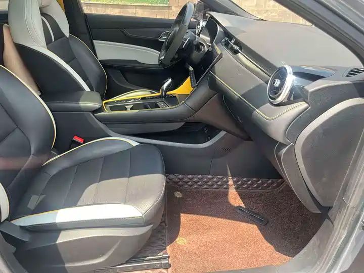 1.5T Automatic Luxury LHD | Chinese Second Hand Car Export to Ghana, Algeria, Nigeria 8