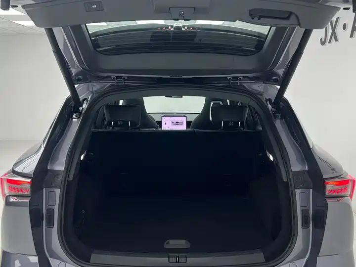 Star 耀 PRO Plus 1.5T DCT LHD Automatic SUV Used Chinese Cars for Export 17