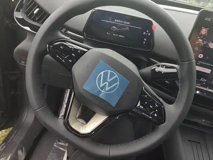 Pure 53.66kWh LHD EV Used Car Export From China 15