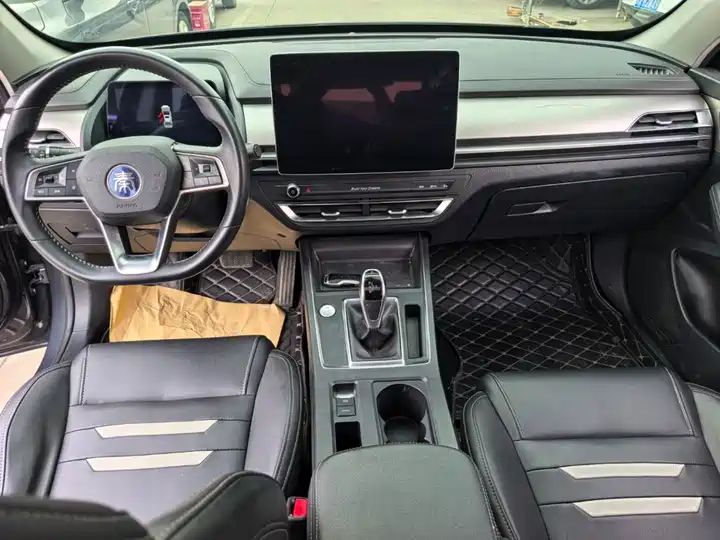 2018 1.5TI Automatic LHD Sedan | Buy Second Hand Cars Export from China 12