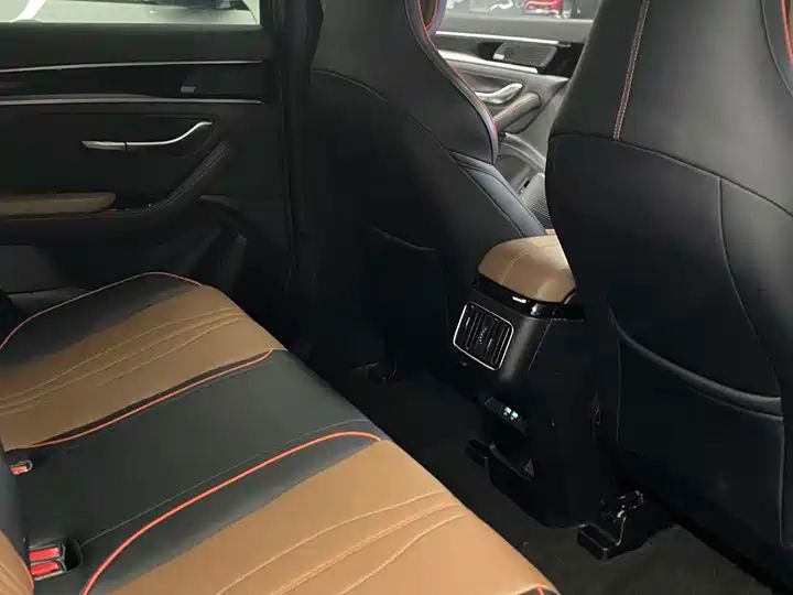 1.5T Automatic Luxury Left Hand Drive Used SUV Export China 9