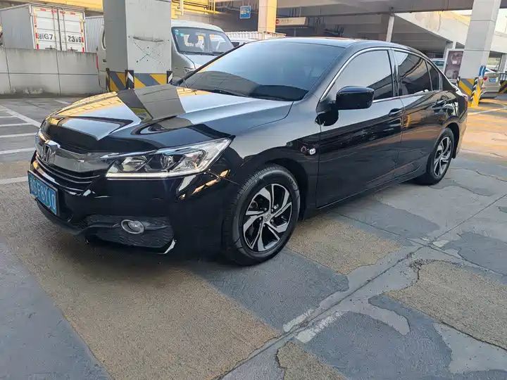 2.0L Comfort LHD Used Sedan Export From China | China Auto Export Network - Image 1
