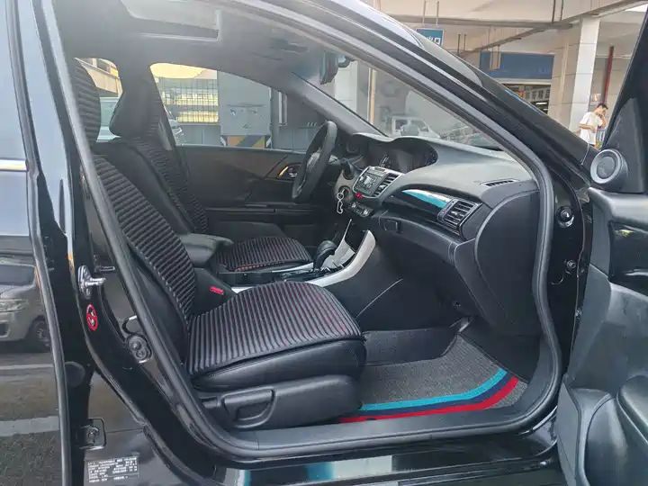 2.0L Comfort LHD Used Sedan Export From China | China Auto Export Network 11