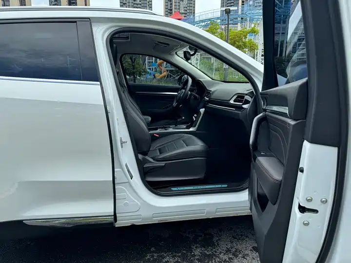 1.5T LHD SUV, Authentic Chinese Second Hand Cars for Export to Ghana, Nigeria, Algeria 10