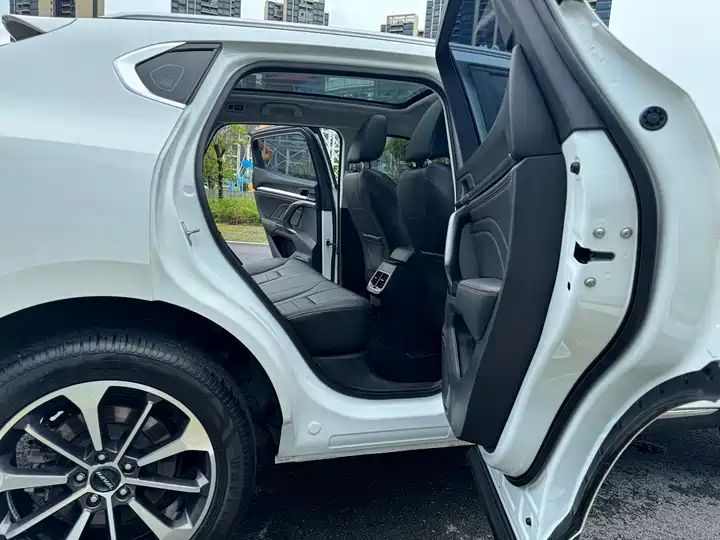 1.5T LHD SUV, Authentic Chinese Second Hand Cars for Export to Ghana, Nigeria, Algeria 13